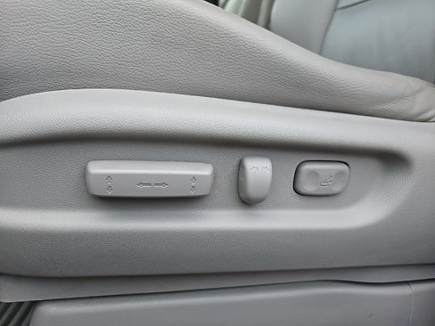 Used 2012 Honda Odyssey EX-L image 12