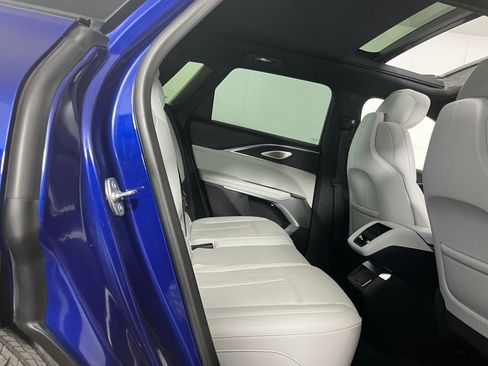 Used 2024 Cadillac Lyriq Sport image 28