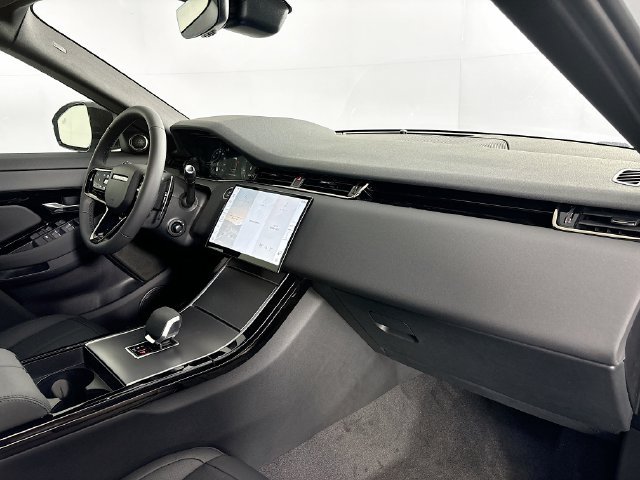 Used 2026 Land Rover Range Rover Evoque S AWD/4WD image 11