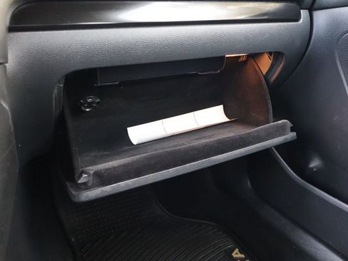 Used 2010 Volkswagen Jetta S image 34