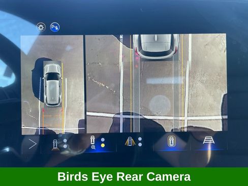 Used 2025 Chevrolet Equinox LT w/ Convenience Package II AWD/4WD image 38