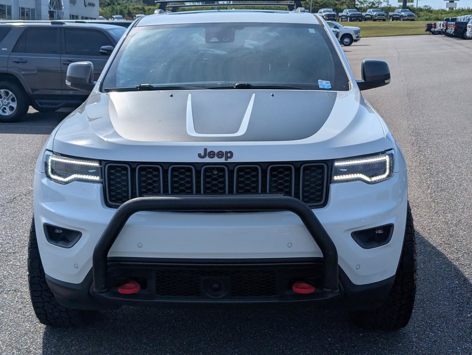Used 2021 Jeep Grand Cherokee Trailhawk w/ Trailhawk Luxury Group AWD/4WD image 2