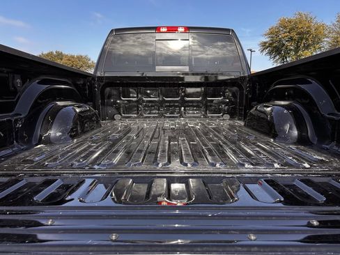Used 2026 RAM 2500 Laramie AWD/4WD image 34
