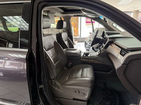 Used 2016 GMC Yukon XL Denali w/ Open Road Package AWD/4WD image 32