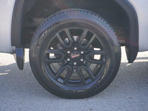 Used 2020 GMC Sierra 1500 Elevation w/ Elevation Value Package AWD/4WD image 12