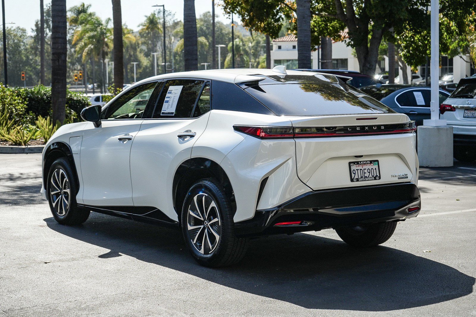 Certified 2025 Lexus RZ 450e AWD/4WD image 4