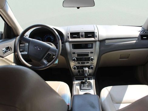 Used 2012 Ford Fusion SE FWD image 8