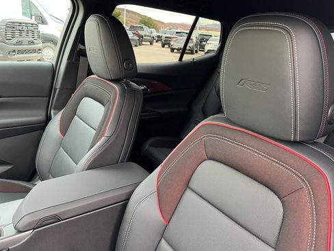 New 2026 Chevrolet Equinox EV RS image 17