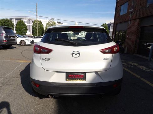 Used 2018 MAZDA CX-3 Touring w/ Preferred Equipment Package AWD/4WD image 4
