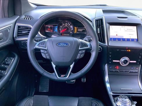 Used 2020 Ford Edge ST w/ Equipment Group 401A image 8