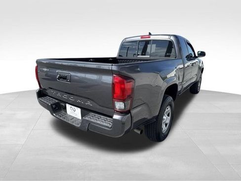 Used 2019 Toyota Tacoma SR w/ SR Convenience Package RWD image 8