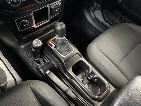 Certified 2021 Jeep Wrangler Unlimited Sport image 14