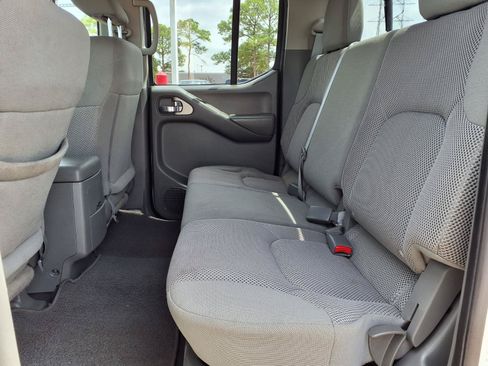 Used 2019 Nissan Frontier SV w/ Value Truck Package AWD/4WD image 22