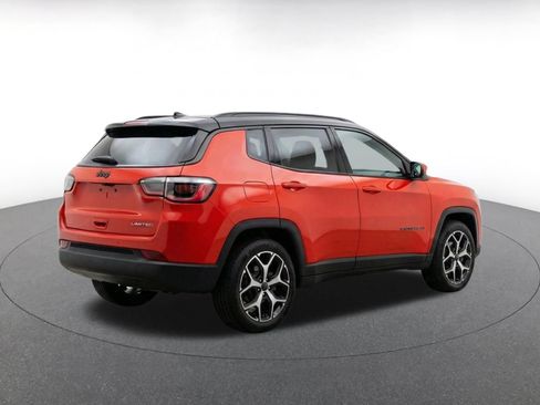 Used 2025 Jeep Compass Limited AWD/4WD image 9