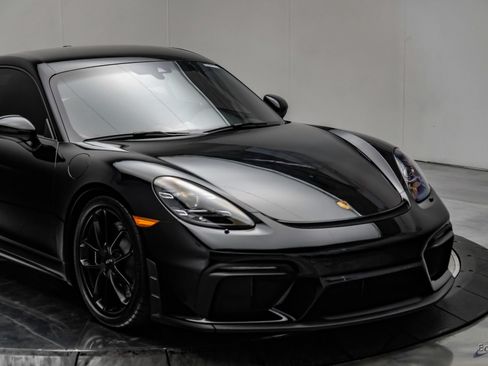Used 2021 Porsche 718 Cayman GT4 RWD image 30