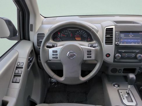 Certified 2021 Nissan Frontier SV w/ SV Utility Package RWD image 12