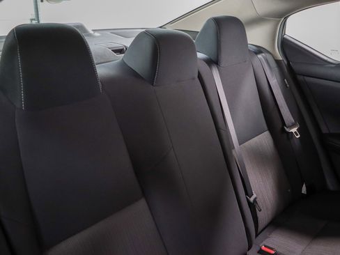 Used 2025 Nissan Sentra SV FWD image 27