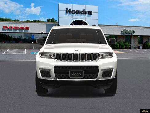 New 2025 Jeep Grand Cherokee L Limited image 12