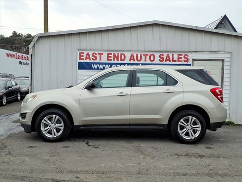 Used 2016 Chevrolet Equinox LS image 2