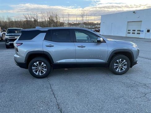 New 2026 Chevrolet Equinox LT w/ Convenience Package II image 7