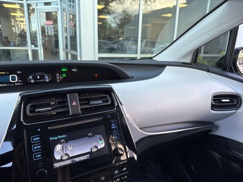 Used 2016 Toyota Prius Two image 30