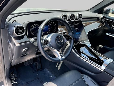 Used 2023 Mercedes-Benz GLC 300 4MATIC image 18