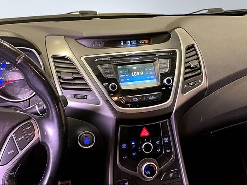 Used 2015 Hyundai Elantra Sport image 9