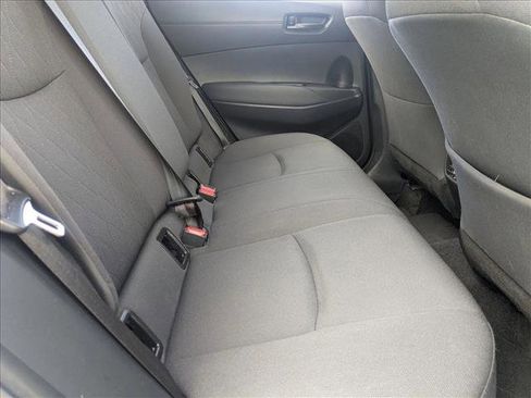 Used 2023 Toyota Corolla Cross LE image 18