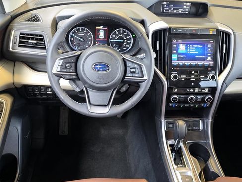 Used 2020 Subaru Ascent Touring w/ Popular Package #3 AWD/4WD image 12