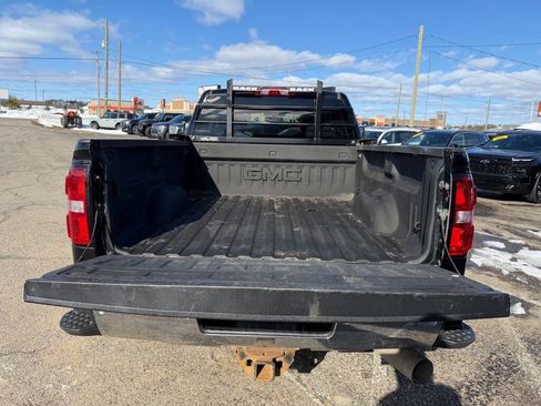 Used 2018 GMC Sierra 2500 SLT w/ Snow Plow Prep Package AWD/4WD image 44