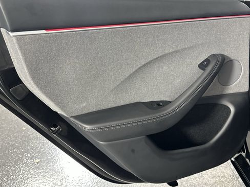 Used 2025 Tesla Model 3 Long Range image 36