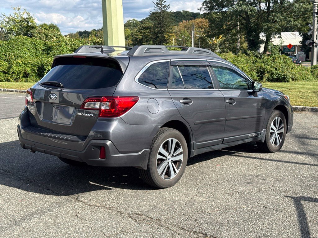 Used 2019 Subaru Outback 2.5i Limited AWD/4WD image 7
