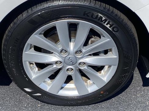 Used 2015 Kia Forte EX FWD image 26