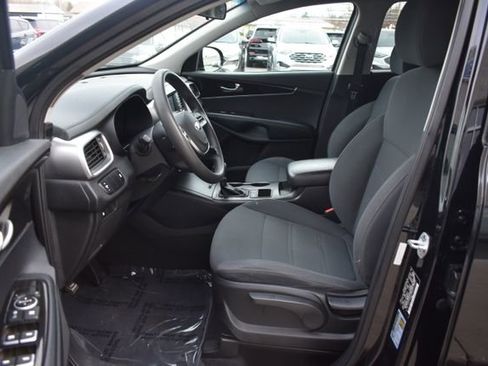 Used 2019 Kia Sorento L FWD image 15