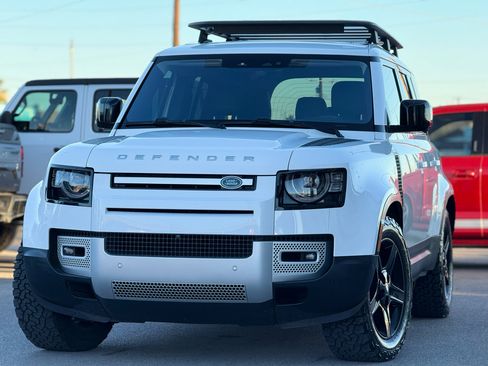 Used 2020 Land Rover Defender 110 First Edition image 3