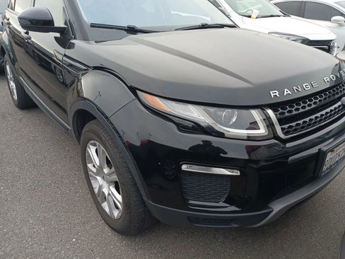 Used 2018 Land Rover Range Rover Evoque SE Sport Utility 4D image 1