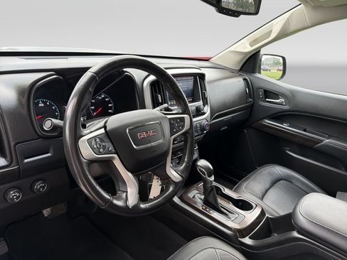 Used 2022 GMC Canyon Elevation w/ Elevation Premium Package AWD/4WD image 10