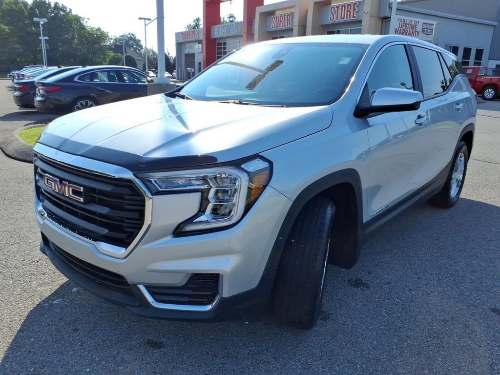 Used 2022 GMC Terrain SLE FWD image 18