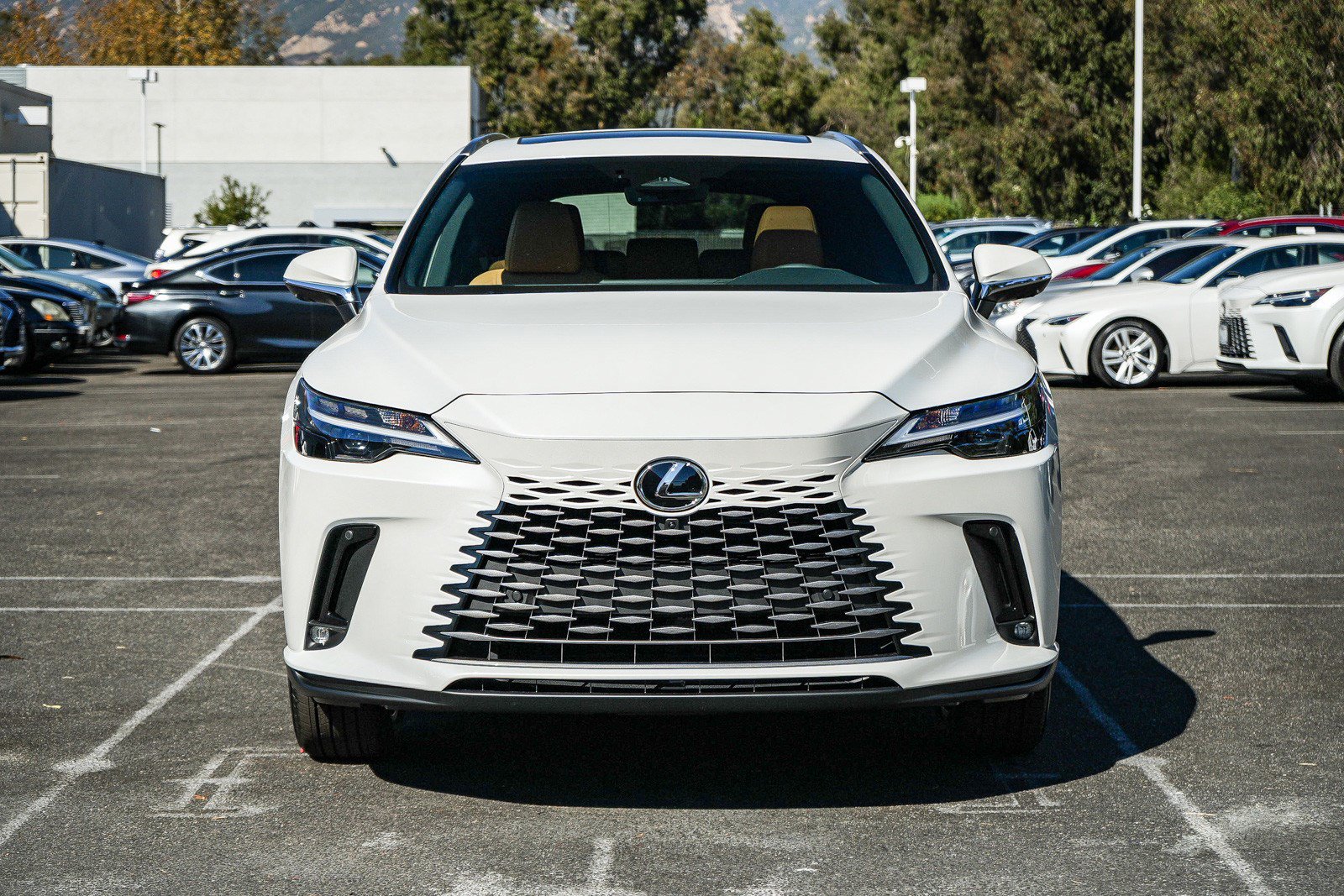 New 2026 Lexus RX 350h AWD/4WD image 2