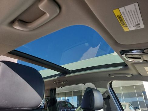 Used 2023 Hyundai Santa Fe SEL w/ Premium Package image 19