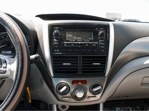 Used 2012 Subaru Forester 2.5X Premium AWD/4WD image 21