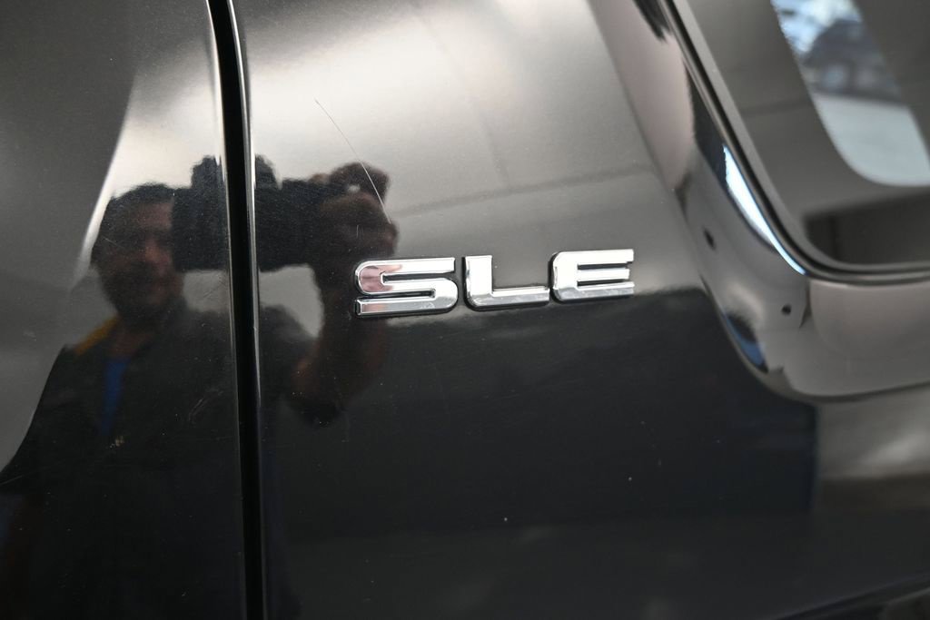 Used 2017 GMC Terrain SLE FWD image 18