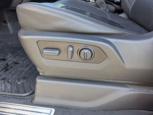 Used 2022 Chevrolet Silverado 3500 LTZ w/ Z71 Off-Road Package image 23