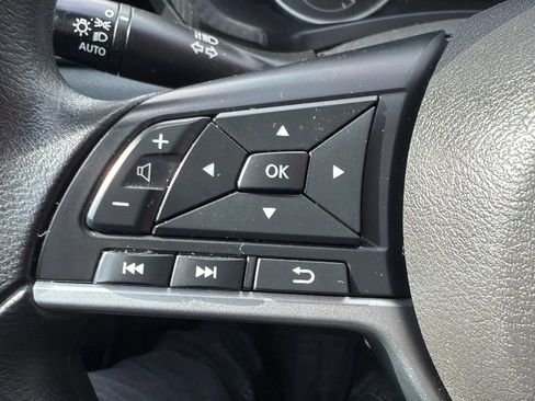 Used 2022 Nissan Sentra S image 12