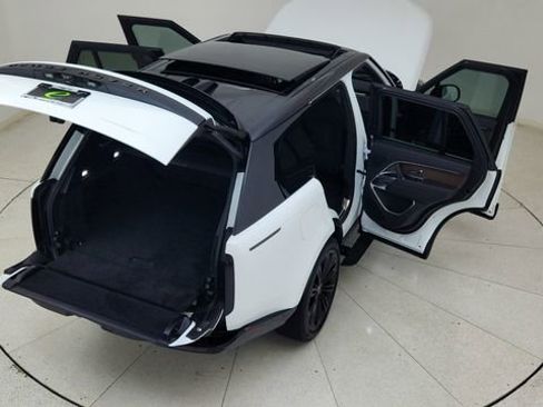 Used 2025 Land Rover Range Rover SE image 86