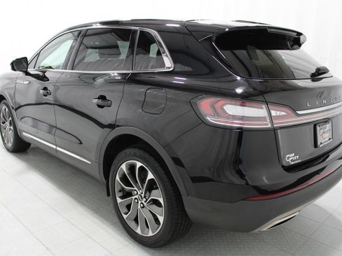Used 2022 Lincoln Nautilus Reserve AWD/4WD image 7