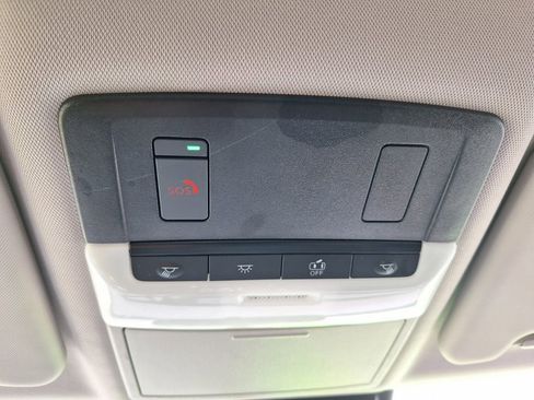 Used 2024 Mitsubishi Outlander SE Black Edition image 18