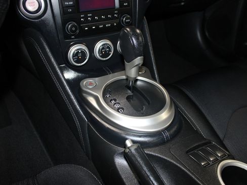 Used 2015 Nissan 370Z Coupe w/ Aerodynamics Package RWD image 16