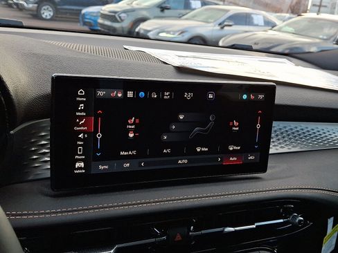 New 2025 Alfa Romeo Tonale image 16