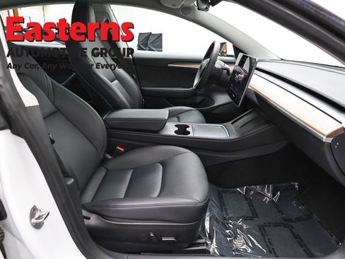 Used 2023 Tesla Model 3 Standard Range RWD image 18